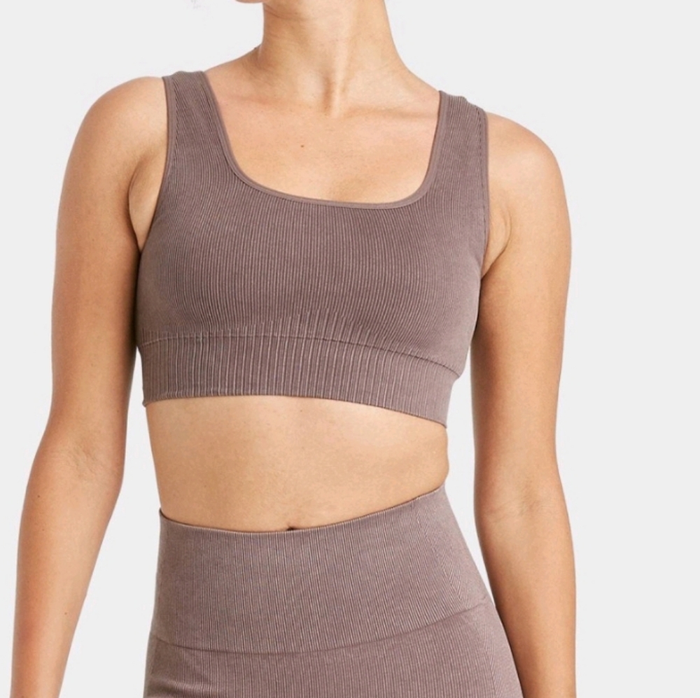 JoyLab Leggings and Sports bra. - Picture 3 of 9